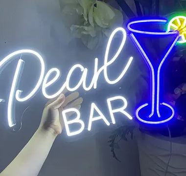 Neon Sign - Pearl Bar