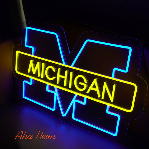 Load image into Gallery viewer, Michigan Neon Sign - 4
