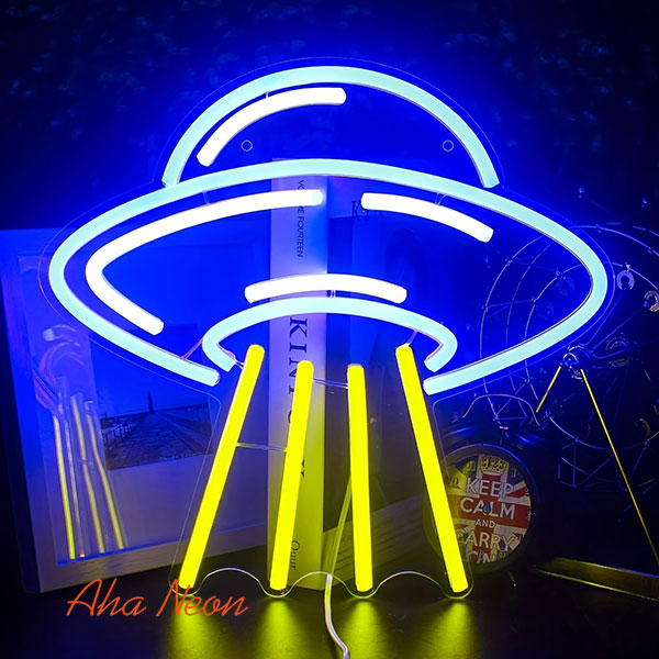 Load image into Gallery viewer, UFO Neon Sign - 1
