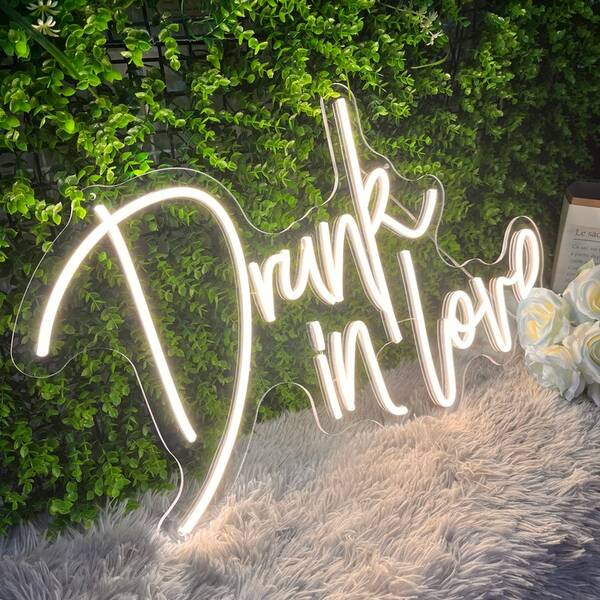 Load image into Gallery viewer, Drunk in Love Neon Sign -3
